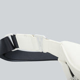 Detachable blue straps of La Sacha Classic Blue, the white streetwear bum bag from cawa.me