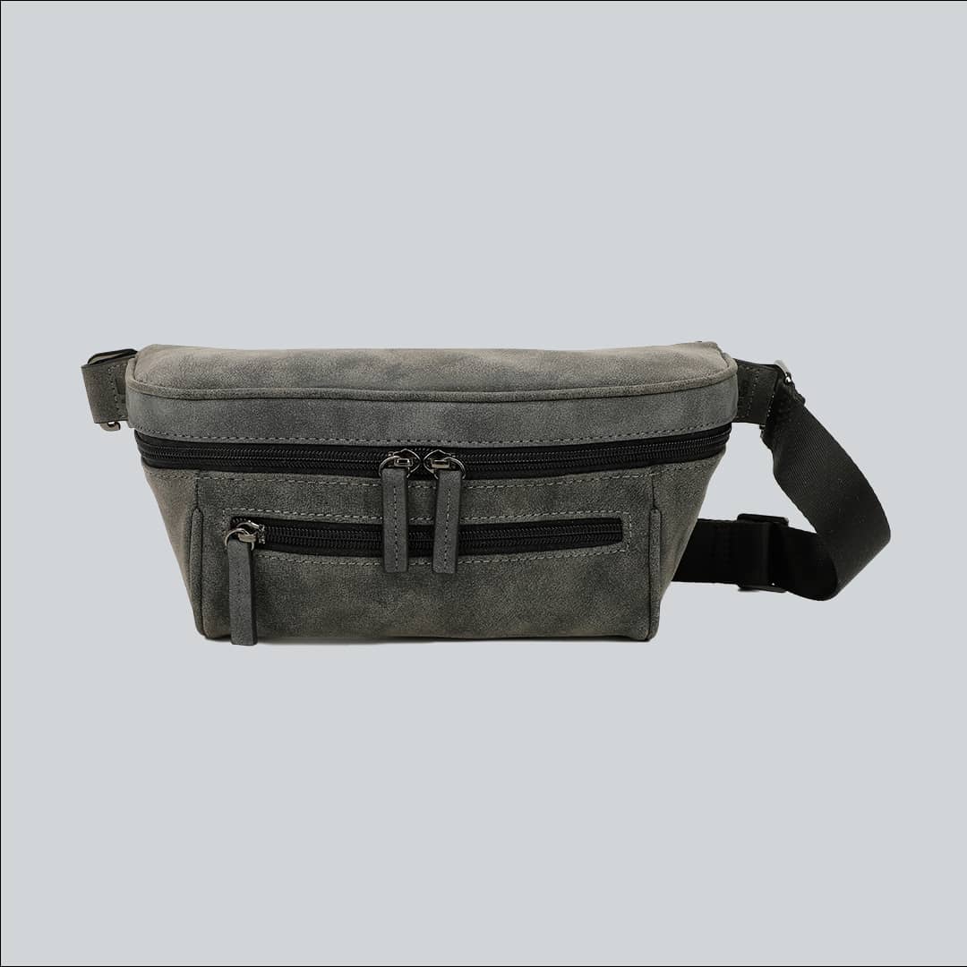 La Sacha Anthracite, a gray streetwear bum bag with a black zipper and straps from cawa.me